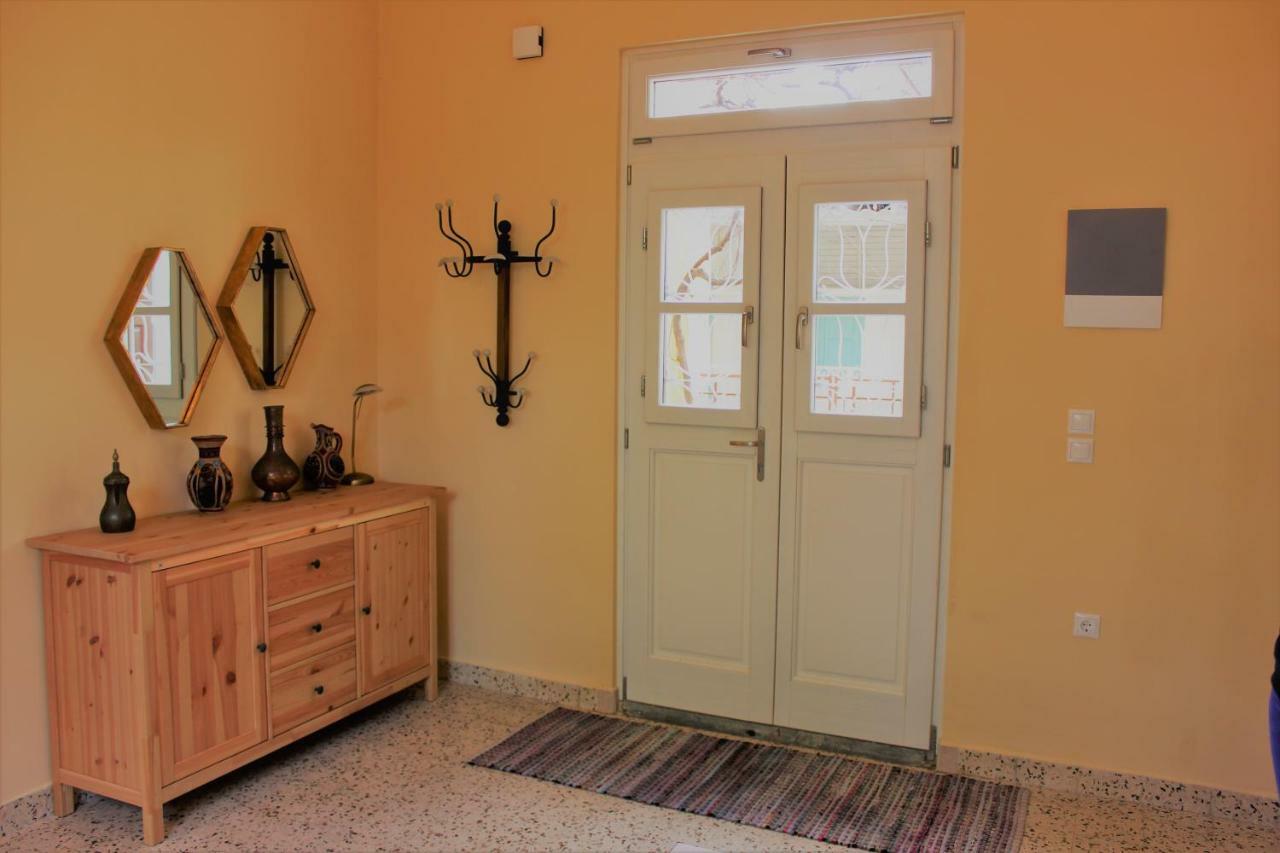 יאליסוס Alexandros Traditional House מראה חיצוני תמונה